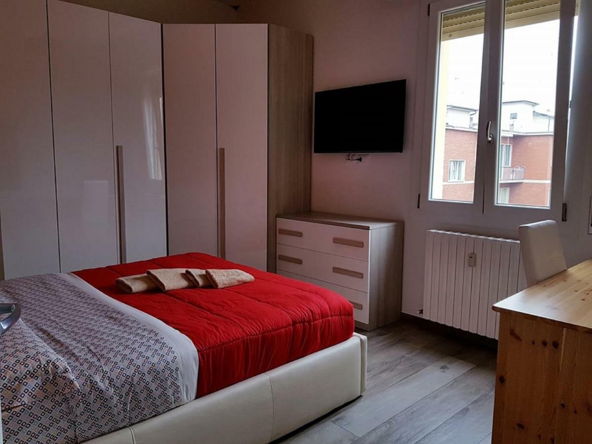 Light & Colours Apartment Bologna Esterno foto